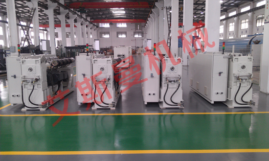 PE solid pipe production line