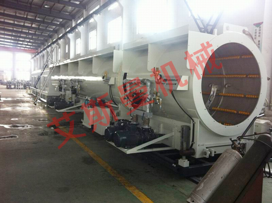 PE solid pipe production line