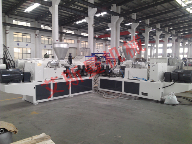 PVC solid pipe production line